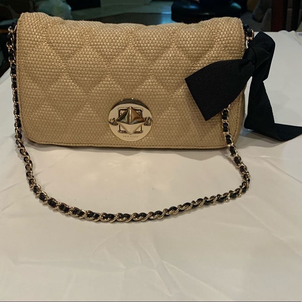 Mint condition Kate Spade should bag with Brass